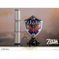 Pikkukuva 4 / 4: The Legend of Zelda Breath of the Wild - Hylian Shield - Figuriini Standard Edition 29cm