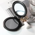 Miniatyrbild 4 av 5: Pu Läder Dubbelsidig Flickor Portable Folding Mirror Tofs Mini Makeup Mirror
