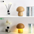 Miniatyrbillede 5 af 5: Svamp Lampe, 3 Farver USB Dæmpbar Sengelampe med Touch-kontrol, Vintage Træbordlampe til Soveværelsesdekoration