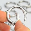 Miniatyrbild 3 av 3: 5 stycken/lot Utomhusverktyg Zinklegering Edc Spännen Clips Karbinhake Runda avtryckarkrokar 20mm