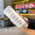 Pikkukuva 5 / 5: 1000 ml Söpö Lasinen Vesipullo Ajan Merkinnällä Suuri Kirkas Lasinen Hedelmätee Siivilä Kuppi Ulkoiluun Matkustamiseen Tiivis BPA-vapaa transparent 700ml