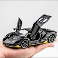 Pikkukuva 1 / 5: 1:32 Lamborghini Centenario Lp770-4 Diecast Sound&light Alloy Automalli Lelu Syntymäpäivä Uuden Vuoden lahjat