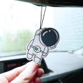 Pikkukuva 5 / 5: Suloinen sarjakuva Astronaut Hajuvesipala auton taustapeili Riippuva auton tuoksuosa Auton sisustustarvikkeet 2kpl|koristeet| C
