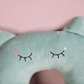 Pikkukuva 3 / 5: Matkatyyny - Pehmeä Memory Foam kaulatyyny aikuisille, lapsille, lapsille (vihreä)