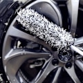 Pikkukuva 3 / 5: Auton pyörän navan puhdistusharja Rengasvanteen pyöränharja Auton yksityiskohdat Mikrokuitukahvan harja Helppo puhdistaa Autotarvikkeiden tukkukauppa| | Black brush