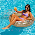 Miniatyrbillede 6 af 7: Kæmpe Oppustelig Diamantring Pool Float - Polterabend/Forlovelse/Bryllupsfest Dekoration & Strand Pool Legetøj til Voksne gold 25*25*6cm