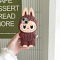 Pikkukuva 2 / 5: Labubu Söpö Sarjakuva iPhone 16 pro Kuori Kiristysnyörillä Varustettu Puhelinkuori Sopii Kaikkiin Malleihin TPU Silikageeli Naarmuuntumaton Iskunkestävä brown