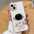 Miniatyrbilde 1 av 7: 6D Elektroplettert Astronaut Skjult Stativ Etui for iPhone Kvinner Astronaut Folding Stativ iPhone Etui med Kamera Beskytter Myk TPU Støtsikker Bumper White iPhone 14