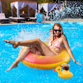 Miniatyrbillede 4 af 5: Oppustelig Badeand Pool Float med Drikkeholder - Sjov Badering til Børn & Voksne, Sommer Vand Lounge Flåde til Pool & Strand, Gul 1