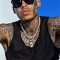 Pikkukuva 2 / 7: Kruunu Alku A-Z Kaulakoru, Iced Out Kirjainriipus 22-24 Tuuman Ketjulla, Miehet Naiset Bling Hip Hop Aakkoset Nimi Korut Lahja Suuret Alku Kirjaimet Kaulakorut Z Silver