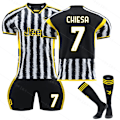 Miniatyrbillede 1 af 2: 23/24 Juventus Hjemmefodboldtrøjesæt med sokker 7 CHIESA XS