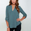 Miniatyrbilde 1 av 3: V-hals Chiffon Bluse i Peacock Blå - Kvinners Solid Topp (Størrelse 4XL)