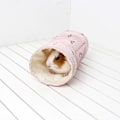 Miniatyrbild 3 av 5: Hamstertunnelsäng Varm mjuk gömställe Liten husdjurstunnelrörbo för marsvinsödla vår höst rosa