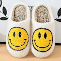 Miniatyrbillede 4 af 5: Smilende Ansigt Retro Bløde Plys Slip-on Tøfler til Par Vinter Indendørs, Sort 37-38