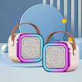 Miniatyrbillede 5 af 8: Mini Karaoke Maskine Karaoke Højttaler med Trådløs Mikrofon Lyseffekter Bærbar Karaoke System med Batteri til Hjemmefest Hvid med 1 Mikrofon