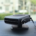 Miniatyrbillede 6 af 8: Bilstøvsuger, Bærbar 360 Graders Rotationsbase 2 i 1 Opvarmning og Køleblæser Defroster Defogger til Biler Sort 12V