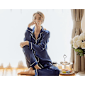 Miniatyrbillede 3 af 3: Dames Silke Satin Langærmet Pyjamas Sæt - Størrelse M, Blå