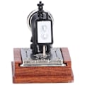 Pikkukuva 3 / 8: Nukkekodin ompelukone 1:12 Miniatyyri Retro Nukkekodin ompelukone Koti-elämäkohtaus Lahja Nukkekodin koristeeksi