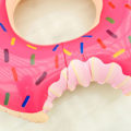 Miniatyrbillede 7 af 8: 2 stk. svømmebøjle til voksne pool donut form tykkere PVC oppustelig 120cm L