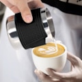 Miniatyrbillede 4 af 8: 350 ml mælkeskummer i rustfrit stål Anti-skoldning silikone kaffekande til Latte Art-fremstilling (sort)