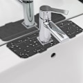 Miniatyrbillede 4 af 5: Silikon Hane Mat Til Køkkenvask, Køkkenhane Vask Stænkskærm Med Dræningsudløb Grey
