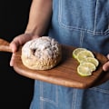 Miniatyrbillede 3 af 4: Pizza Skærebræt i Sort Valnød, Massivt Træ Umalet, Stil 2
