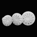 Miniatyrbillede 5 af 5: 33 stk Fondant Kage Cookie Plunger Cutter Sukkerhåndværk Blomst Blad Butterfly Hjerte Dekoration