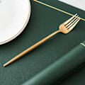 Miniatyrbild 3 av 5: Elegant Bordskydd, Vattentäta Bordstabletter, Set om 3, Förtjockat Konstläder, Halkfritt Värmebeständigt För Kök, Restauranger, Hotell (Grön)