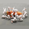 Miniatyrbild 3 av 10: Miniatyyri kanin hahmohartsipupupatsas NO. 6 NO. 6 No. 6