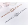 Miniatyrbild 9 av 10: Dameur Quartz Armbåndsur GULD Gold