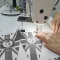 Miniatyrbild 6 av 10: Queen String Flag Triangle Flag STYLE 2 STYLE 2 Style 2