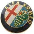 Pikkukuva 1 / 4: 2X kulta 74 mm: n Alfa Romeo -hupun huppu matkatavaroiden tunnus Gold one size
