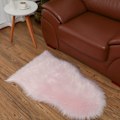 Miniatyrbillede 4 af 5: Imiteret lammeskind fåreskind tæppe lammeskindsimitat tæppe langhåret pels look imitation uld sengetæppe sofa måtte (60 x 90 cm, Rosa)