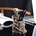 Miniatyrbillede 2 af 5: Kranium Penneholder Skeletnøgleholder Organizer Tilbehør