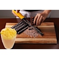Miniatyrbillede 5 af 5: Citrus Citron & Ostehøvl - Parmesanost, Citron, Ingefær, Hvidløg, Muskatnød, Chokolade, Grøntsager, Frugter - Razor-sharp rustfrit stålblad
