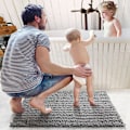 Pikkukuva 2 / 8: Kylpymatto 50 x 80 cm, Liukumaton Kylpyhuoneen Matto, Imuva ja Pehmeä Chenille-Kylpyhuoneen Matto, Konepesu