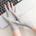 Miniatyrbillede 3 af 5: UV-isbeskyttende silke-spandex solbeskyttende halvfingerhandsker manicure gel-neglelampe kørehandsker