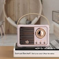 Miniatyrbild 1 av 3: Retro Bluetooth-högtalare i gammaldags klassisk stil med stark basförstärkning, hög volym, trådlös Bluetooth-anslutning, rosa