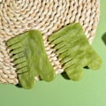 Miniatyrbilde 2 av 5: Naturlig Gua Sha-sett for ansiktsmassasje - Gua Sha-sopp i jade - Massasjekam i stein - Verktøy for akupunktur på kroppen - Skrape for skjønnhet og helse - Gouache-skrape