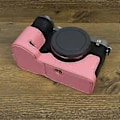 Miniatyrbilde 5 av 5: For Sony A7C II/A7CR Kamerabunnveske PU Lær Anti-Fall Halvkroppsdeksel med Håndleddsstropp