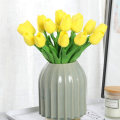 Miniatyrbillede 3 af 5: Sæt af 10, Gule Kunstige Tulipaner Kunstig Blomst Latex Materiale