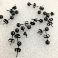 Miniatyrbilde 3 av 3: 6 stk. Stålpigger, Rustfrie Stålpigger, Sorte, Vakuumbelagte, Allergivenlige (3mm+4mm+5mm+6mm+7mm+8mm)