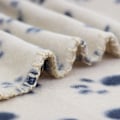 Miniatyrbillede 2 af 3: Hvalpe Tæppe Pude Hund Kat Fleece Tæpper Kæledyr Sove Matte Pad Seng Dække Med Pote (Grå)