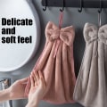 Miniatyrbilde 2 av 5: Set med 4 hengende håndklær med sløyfe, korallfløyel mikrofiber