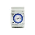 2 st Analog timer med synkronmotor och dagsprogram, t