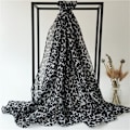 Miniatyrbillede 4 af 4: Sort hvid leopard print silkes巾, trykt tørklæde180*90cm