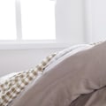 Pikkukuva 4 / 5: Neljän osan raidallinen vuodevaatteet, peitto, tyynyliina