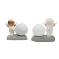 Miniatyrbillede 4 af 4: Astronaut Natlampe Månelampe Dekoration Figur
