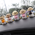 Pikkukuva 4 / 5: Auton lisävarusteet Swing Duck Swinging Duck Blindbox Doll Hanging Cute Swing Duck（Cola）