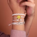 Miniatyrbilde 3 av 5: Solsikke kjede armbånd håndlaget flettet tau sjarm Boho Surfer